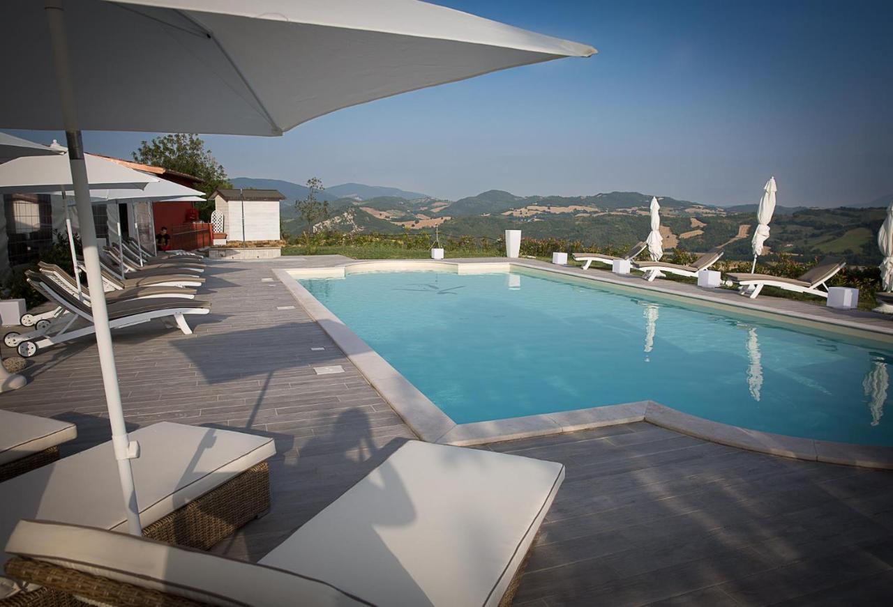 Agriturismo Le Capannacce Urbania Buitenkant foto
