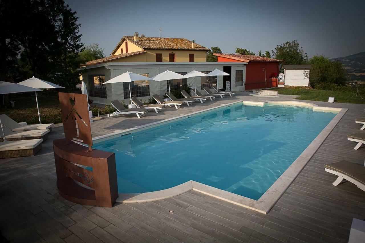 Agriturismo Le Capannacce Urbania Buitenkant foto